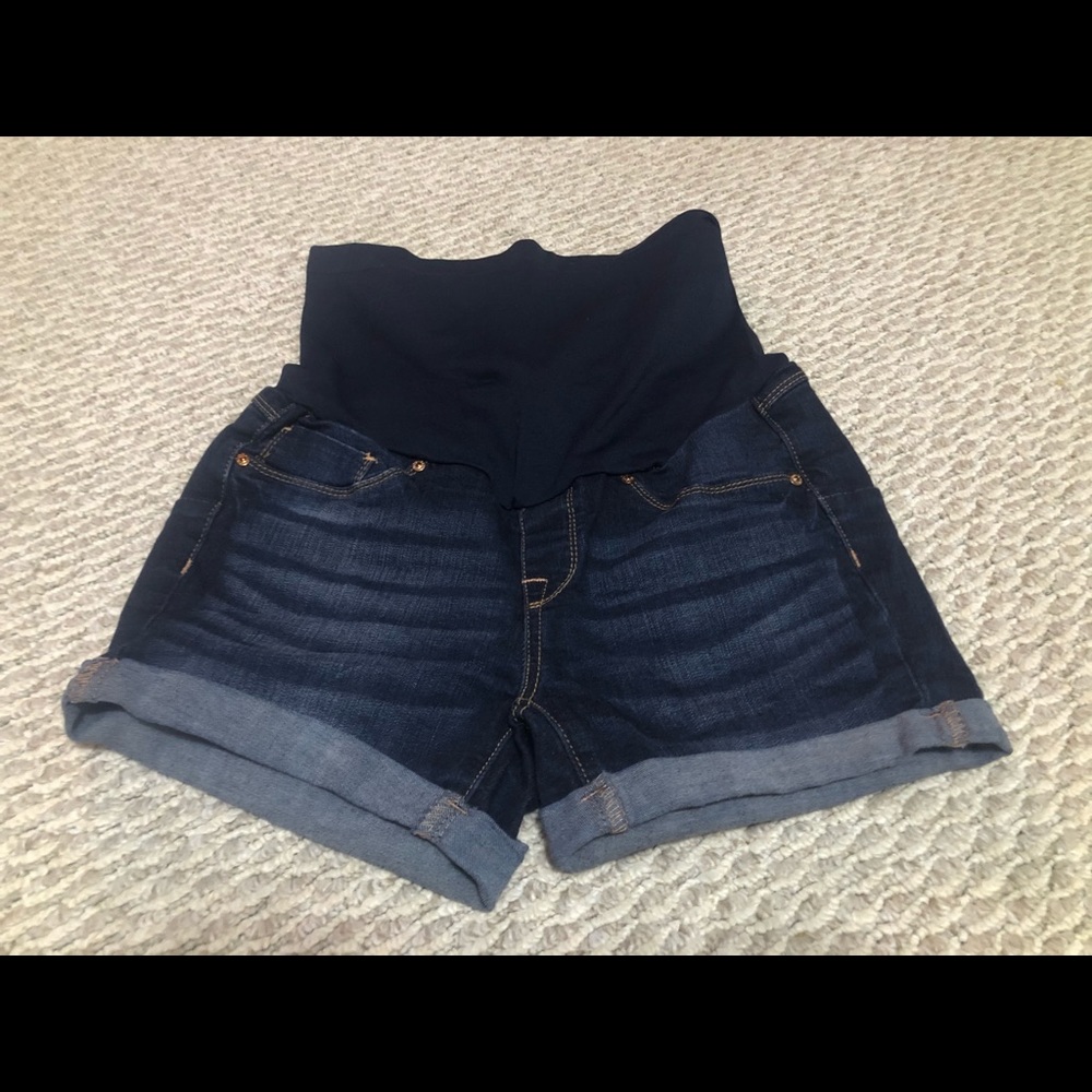 Women’s Bella Vida Maternity Shorts